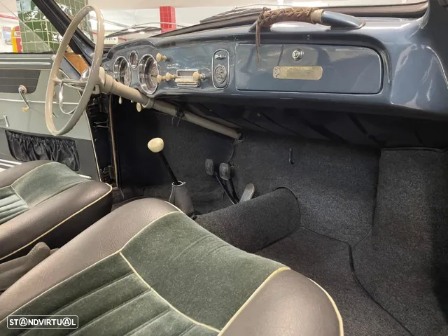 VW Karmann Ghia - 19
