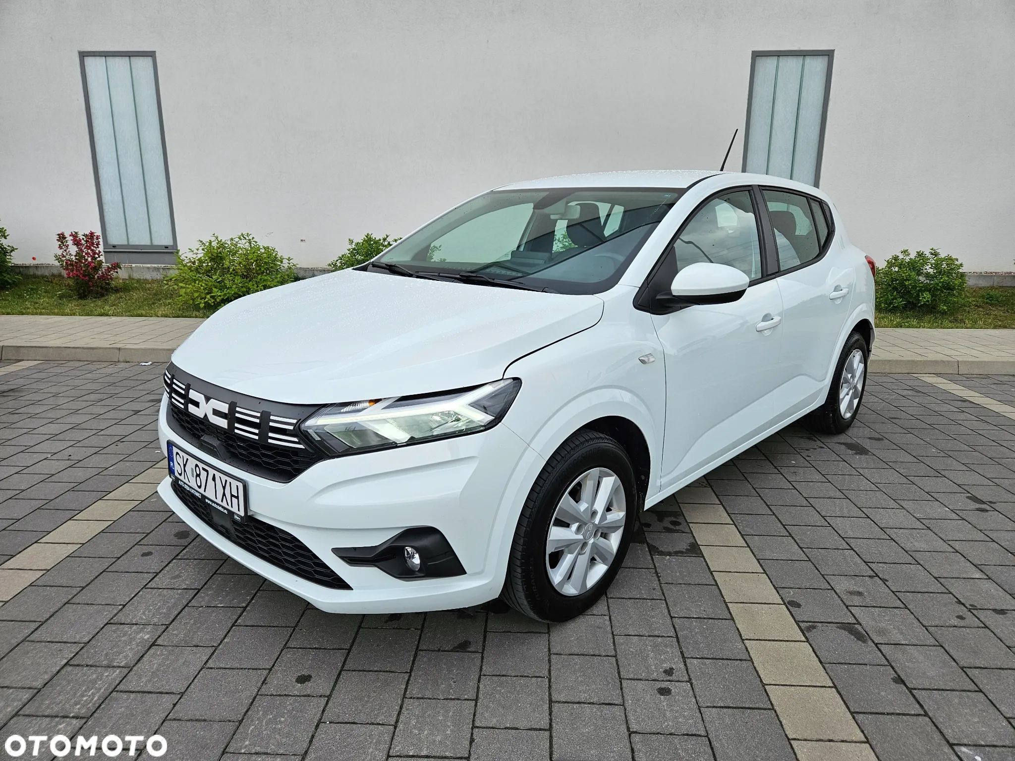 Dacia Sandero - 1