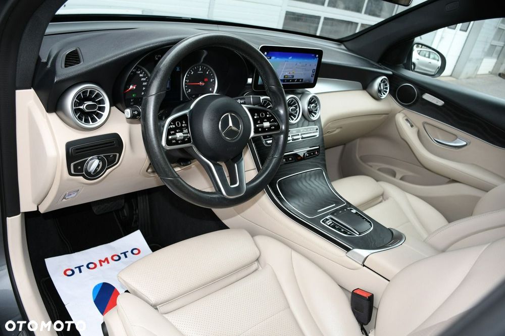 Mercedes-Benz GLC 200 d Business Edition - 23