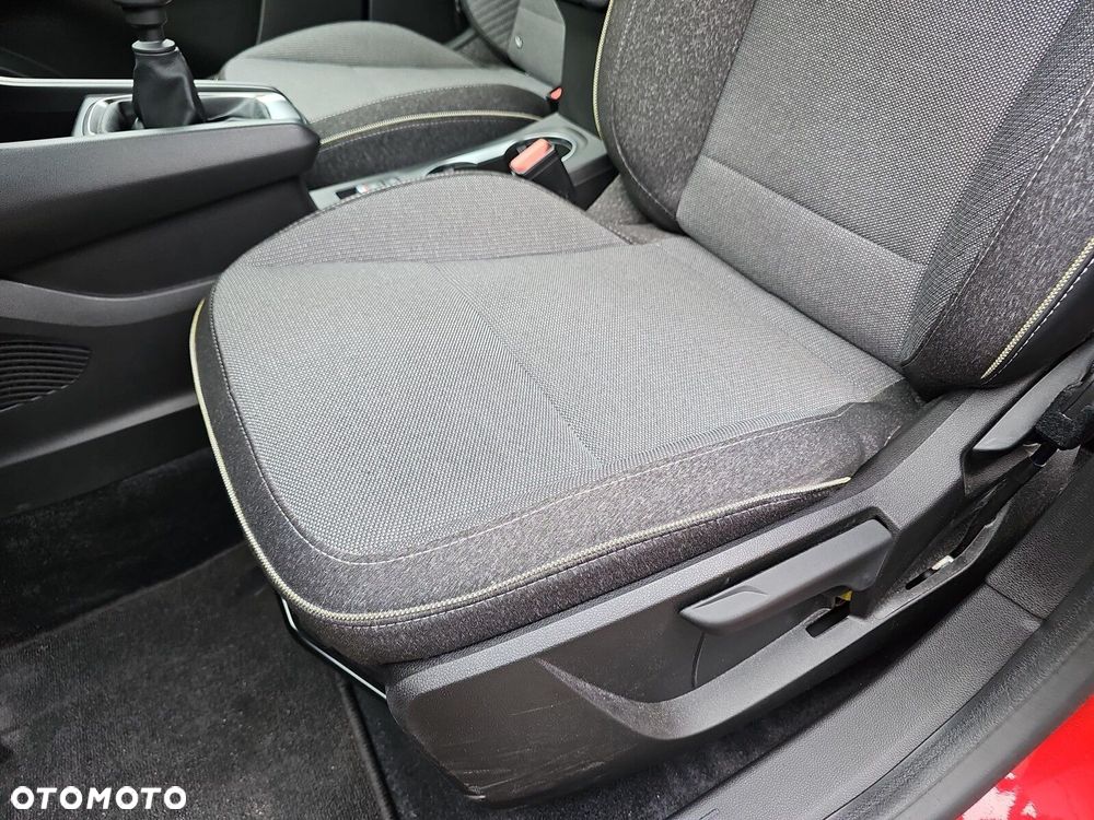 Renault Captur - 24