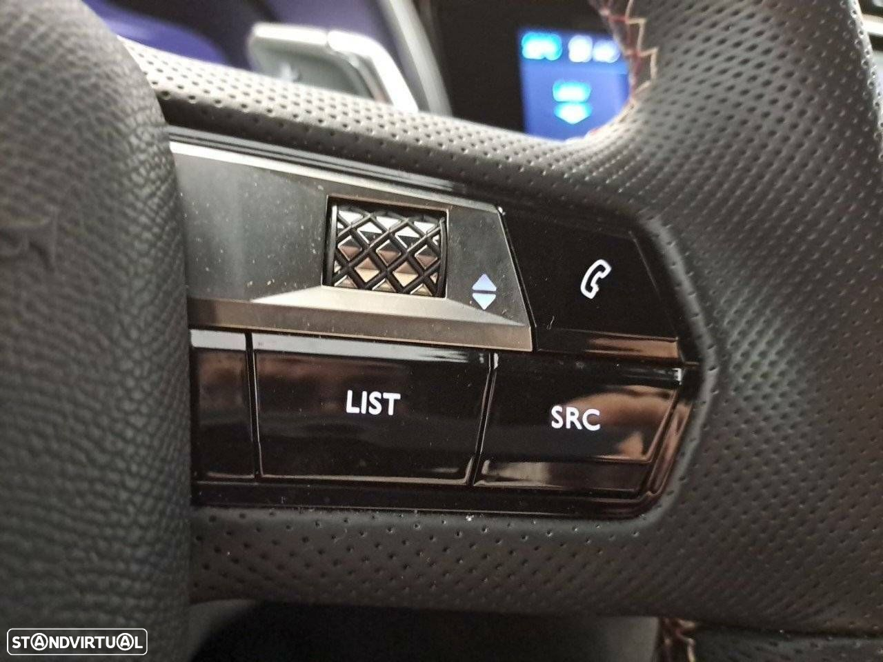 DS DS7 E-Tense Performance Line EAT8 - 17