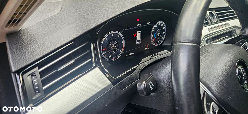 Volkswagen Passat 2.0 TDI BMT Highline - 16