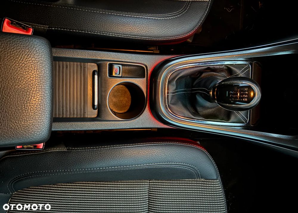 Opel Astra 1.7 CDTI - 14