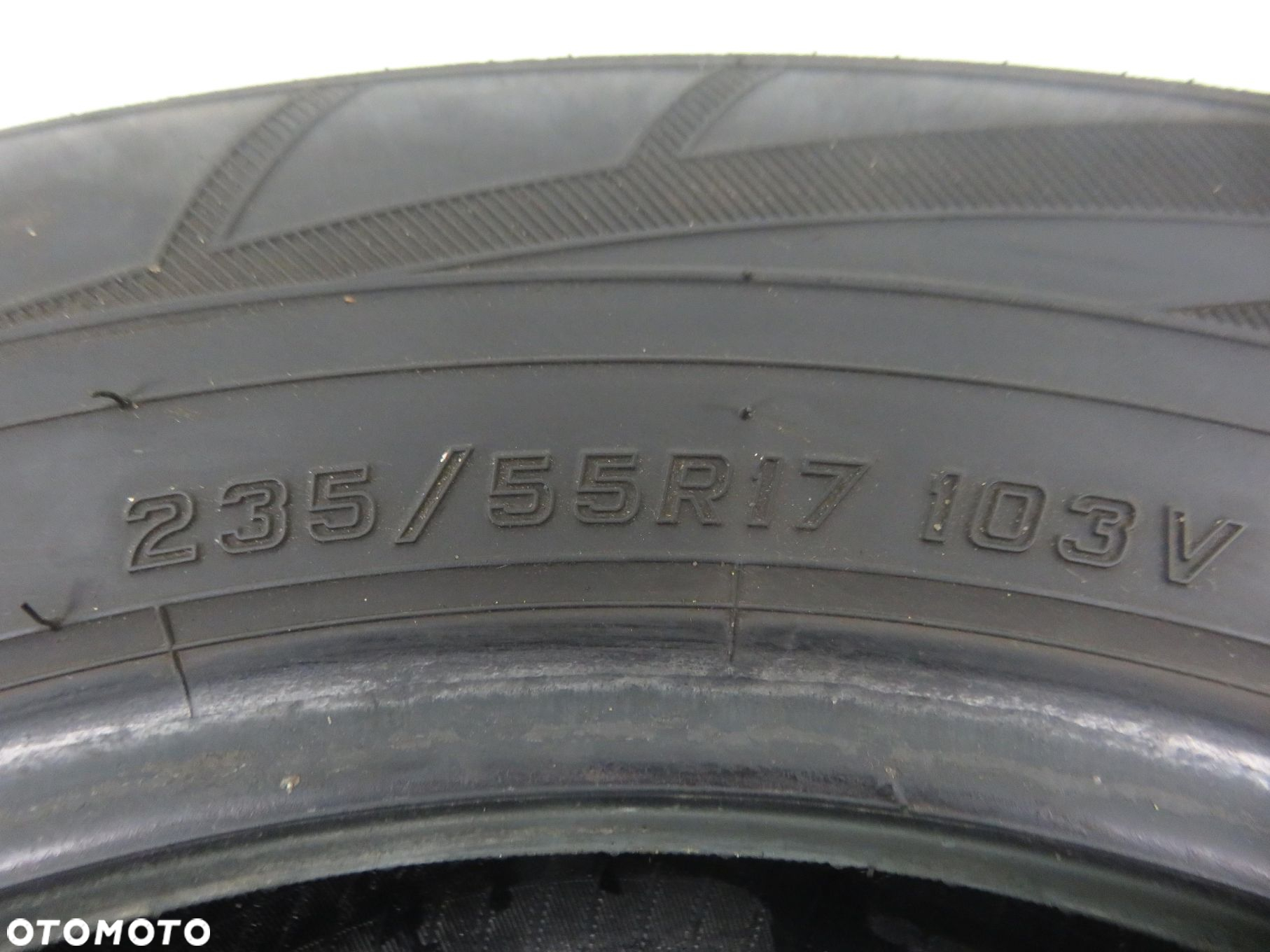 2X 235/55R17 OPONY ZIMOWE Falken Eurowinter HS01 103V XL - 8
