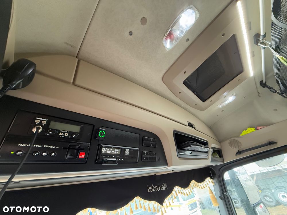 Mercedes-Benz Actros 1848 - 16