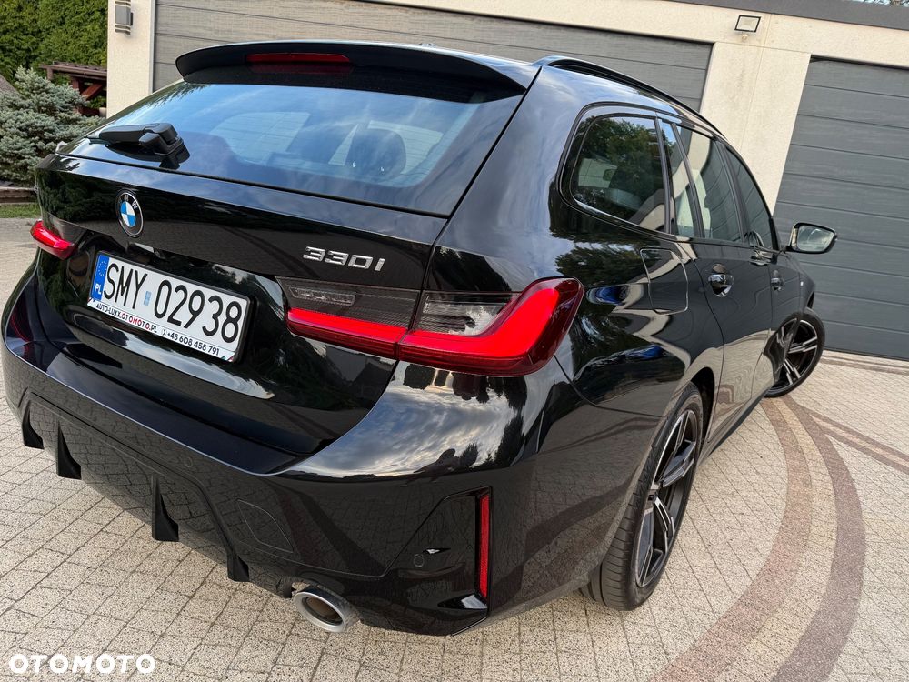 BMW Seria 3 330i xDrive M Sport - 17