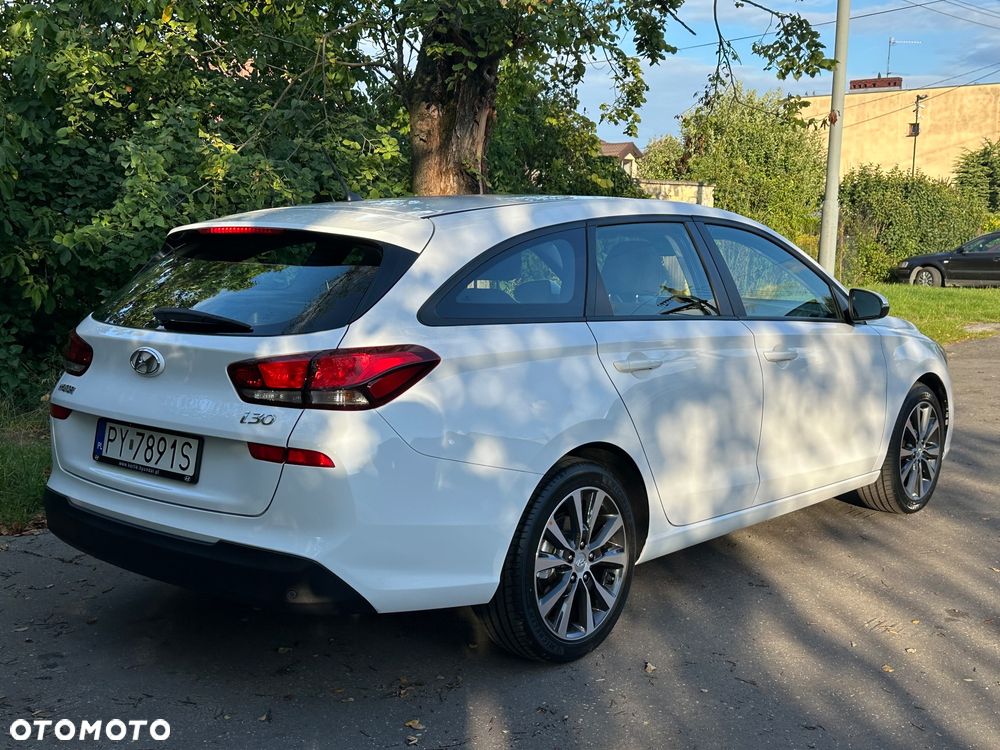 Hyundai i30 1.4 Select - 6