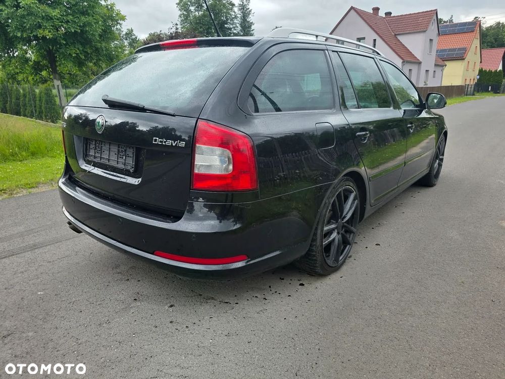 Skoda Octavia 2.0 TSI RS - 2