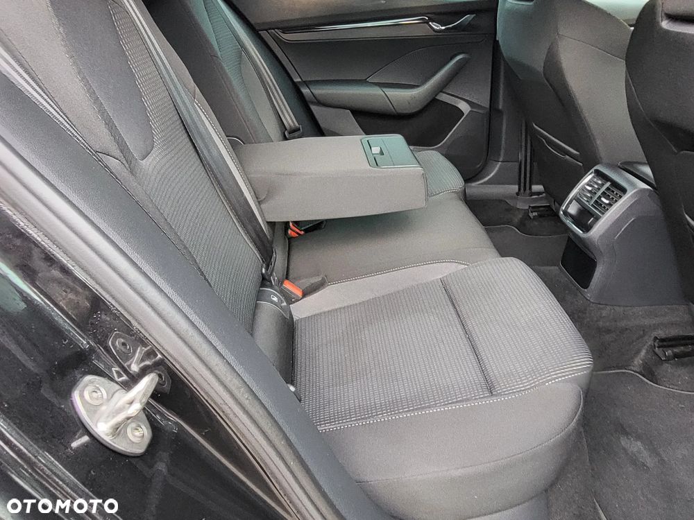 Skoda Octavia 1.0 TSI Ambition - 17