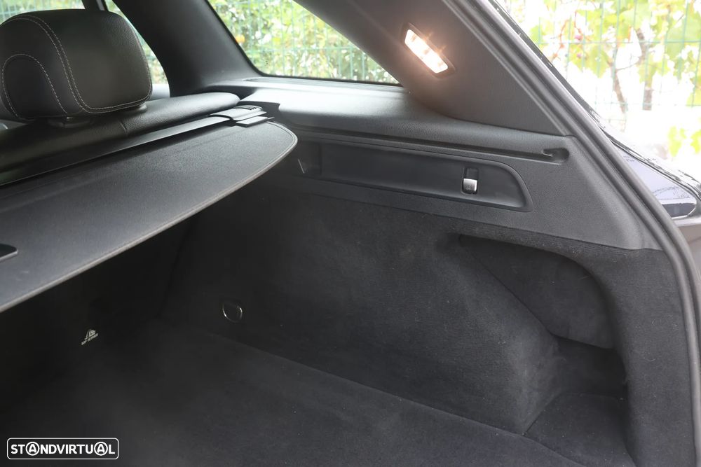 Mercedes-Benz GLC 220 d 4Matic 9G-TRONIC - 30
