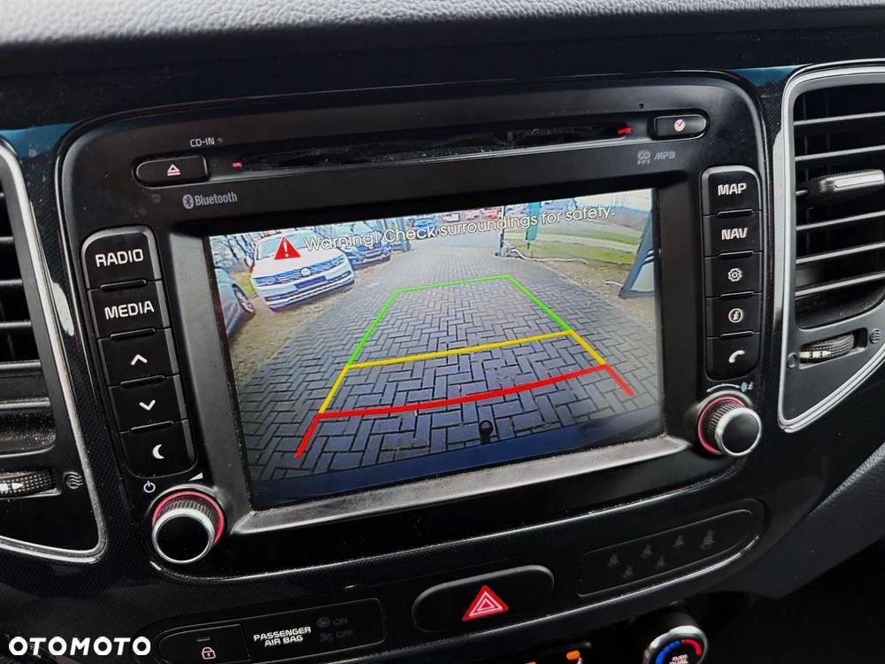 Kia Carens 1.7 CRDi 115 Dream-Team Edition - 18