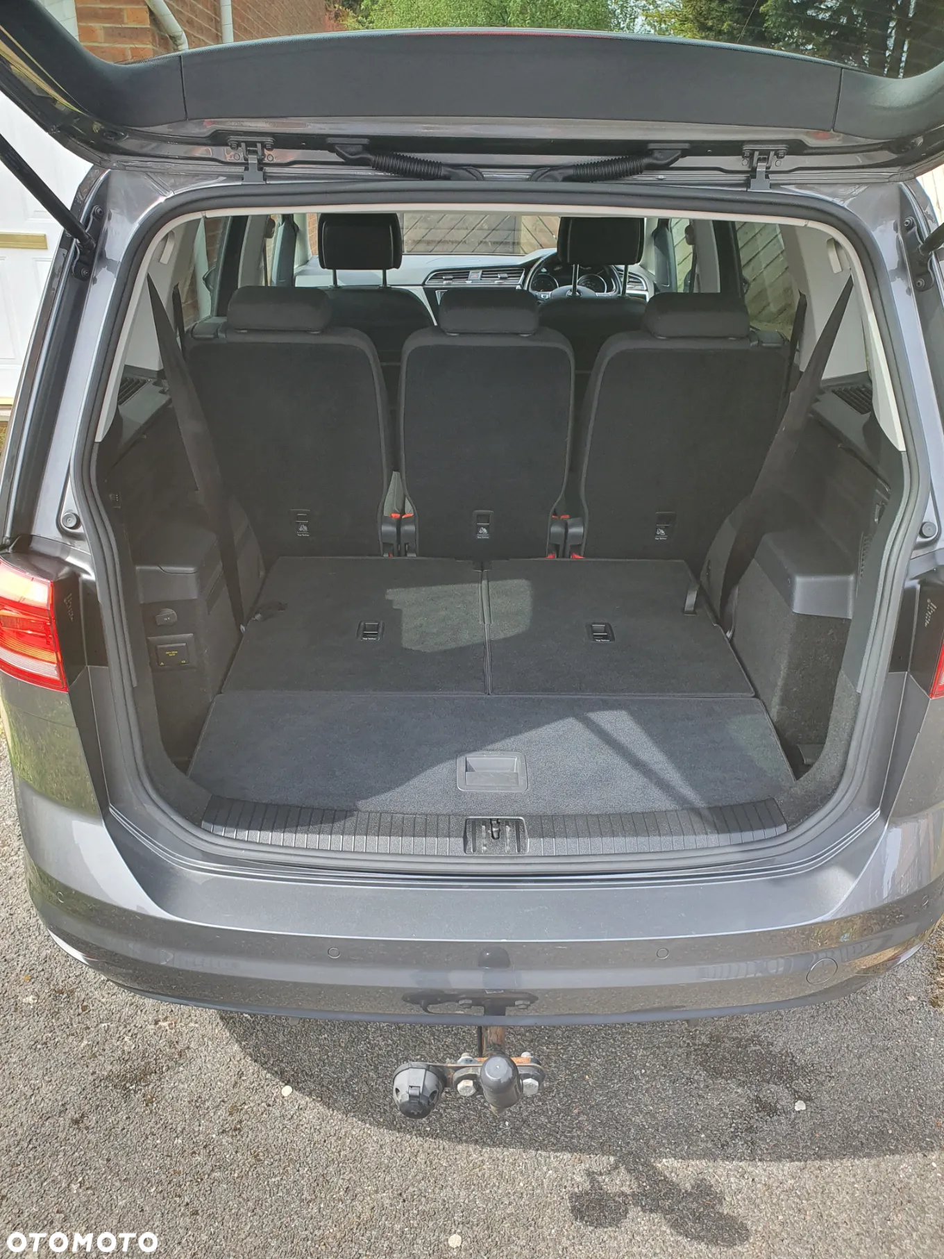 Volkswagen Touran - 19