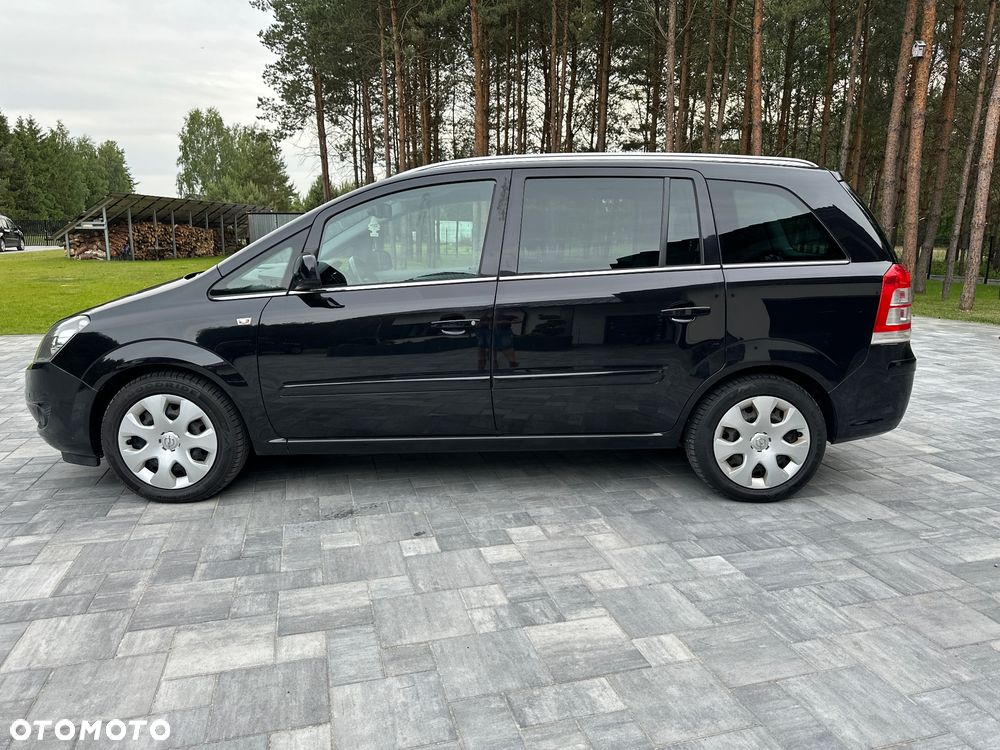Opel Zafira 1.8 Cosmo EU5 - 3