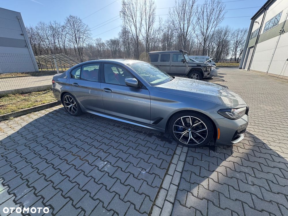 BMW Seria 5 M550i xDrive sport - 7