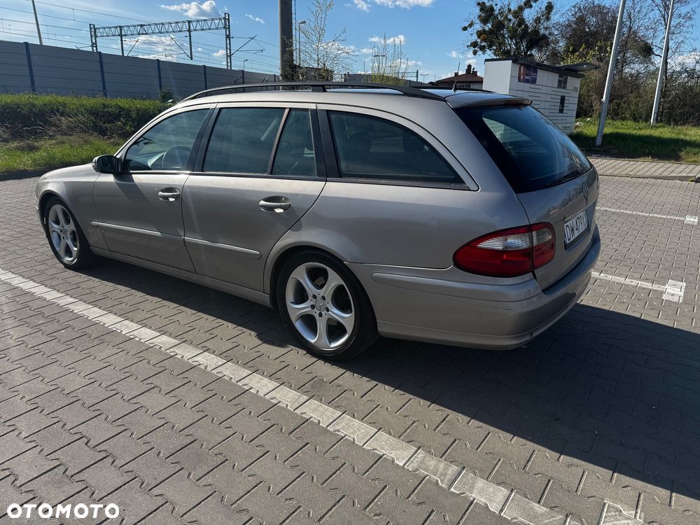 Mercedes-Benz Klasa E - 9