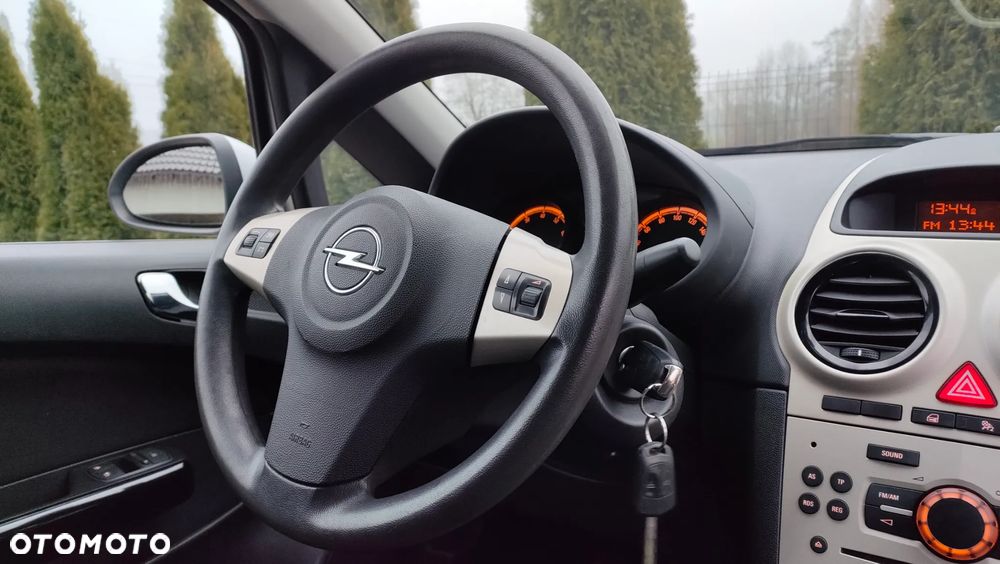 Opel Corsa 1.2 16V Selection 110 Jahre - 7