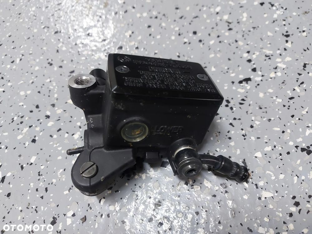 Yamaha MT09 XSR 900 Tracer pompa hamulcowa - 1