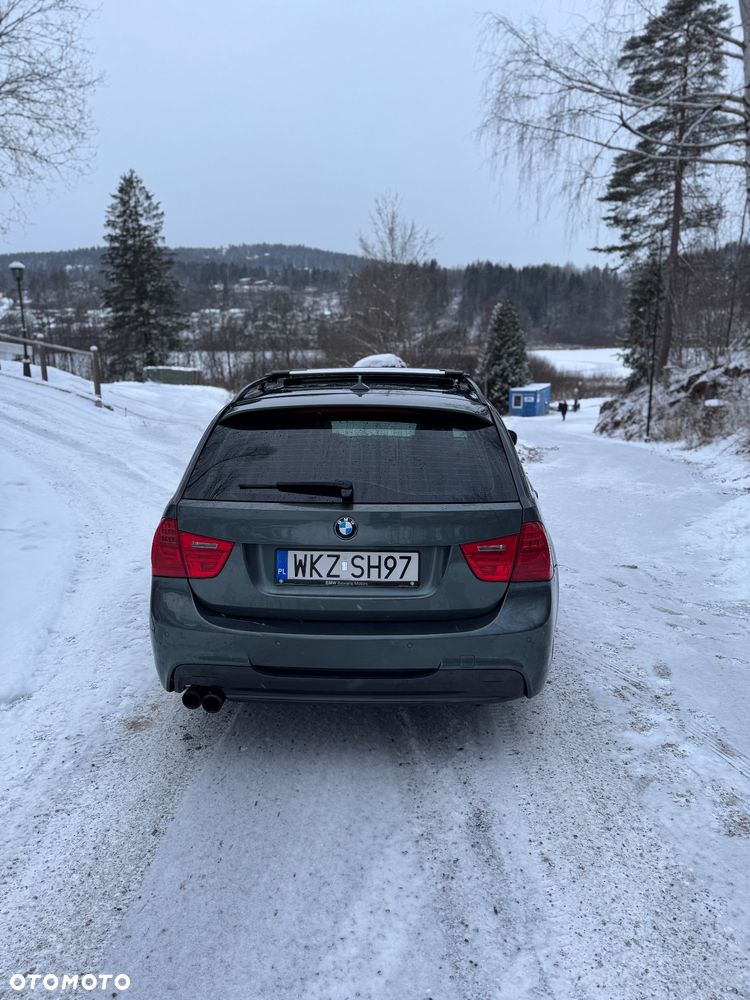 BMW Seria 3 330d xDrive - 5