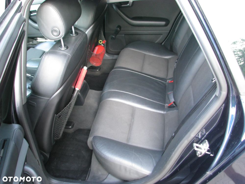 Audi A4 Avant 2.0 TDI DPF - 17