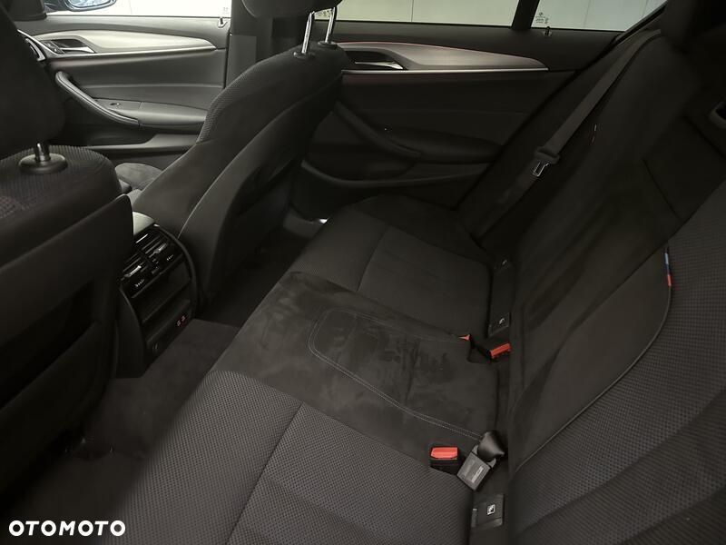 BMW Seria 5 520d xDrive MHEV M Sport sport - 22