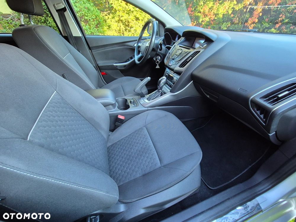 Ford Focus - 12