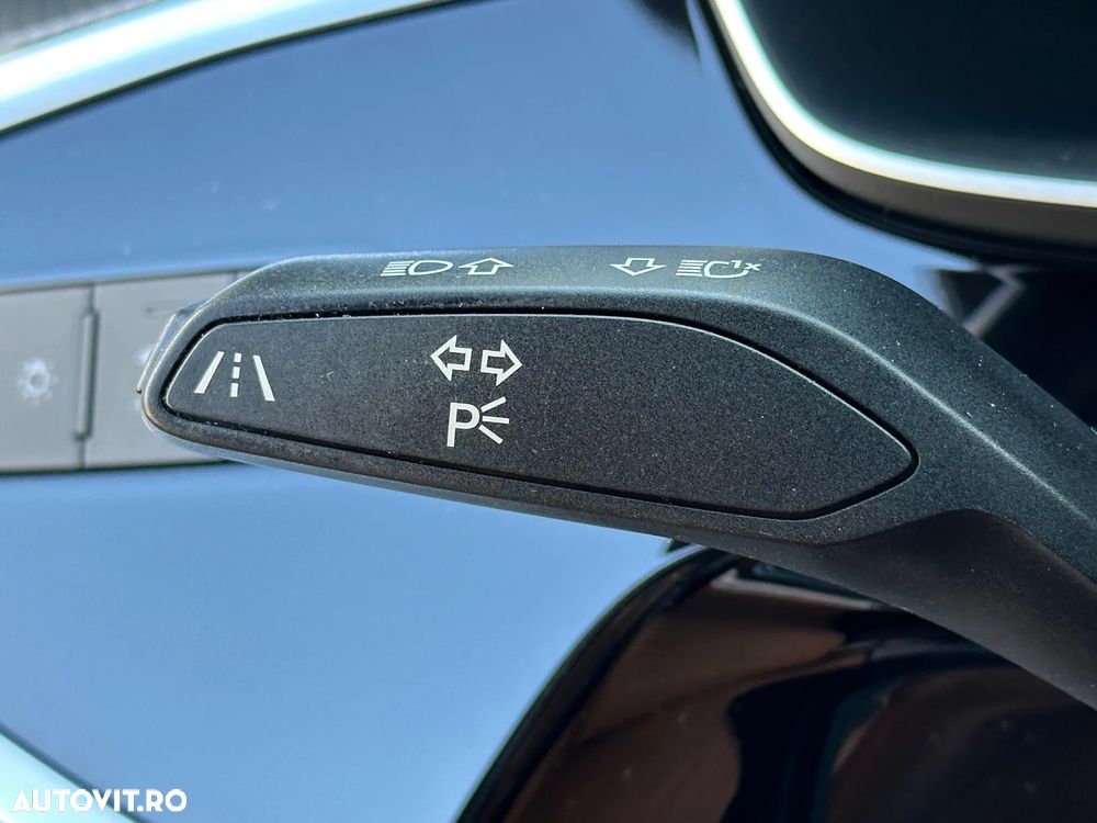 Audi Q3 2.0 35 TDI S tronic S Line - 28