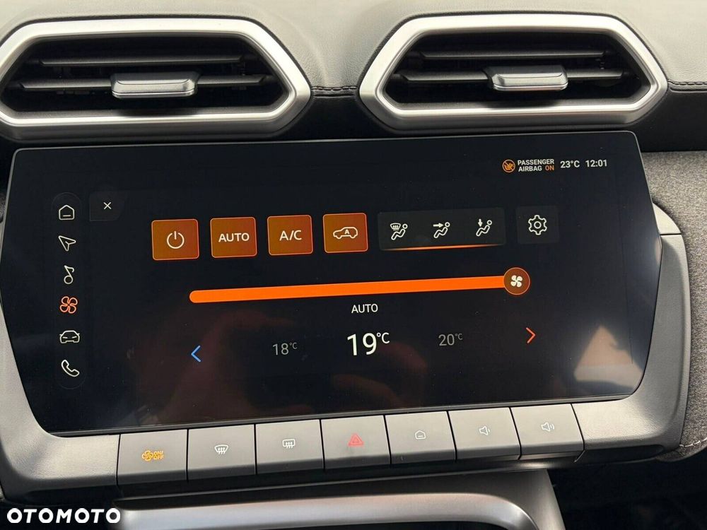 MG ZS Hybrid+ - 28