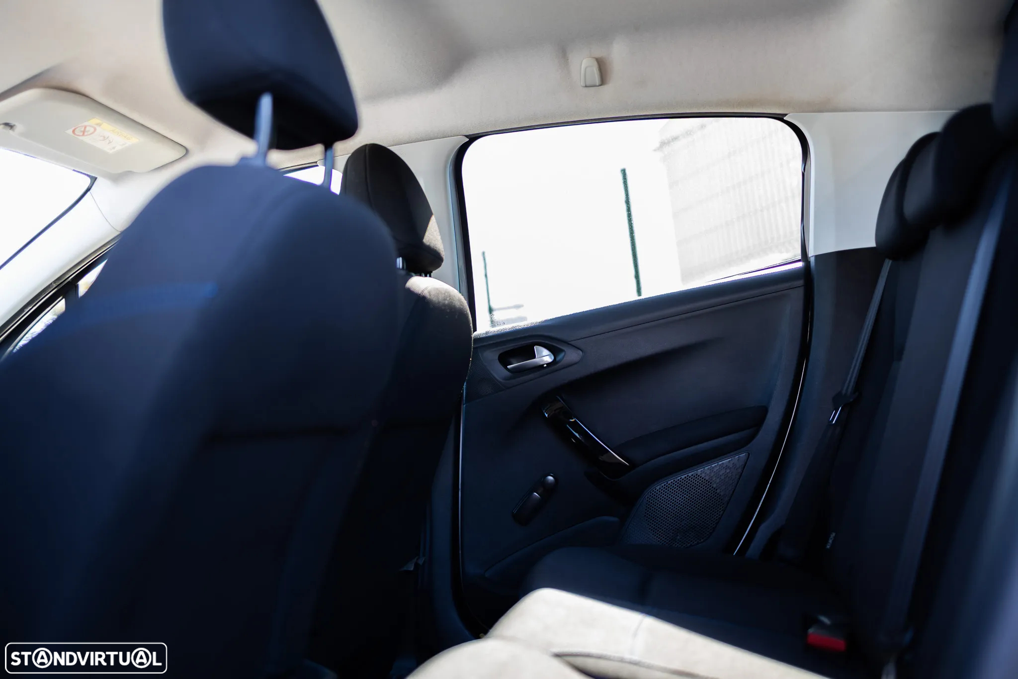 Peugeot 208 1.2 PureTech Active - 18