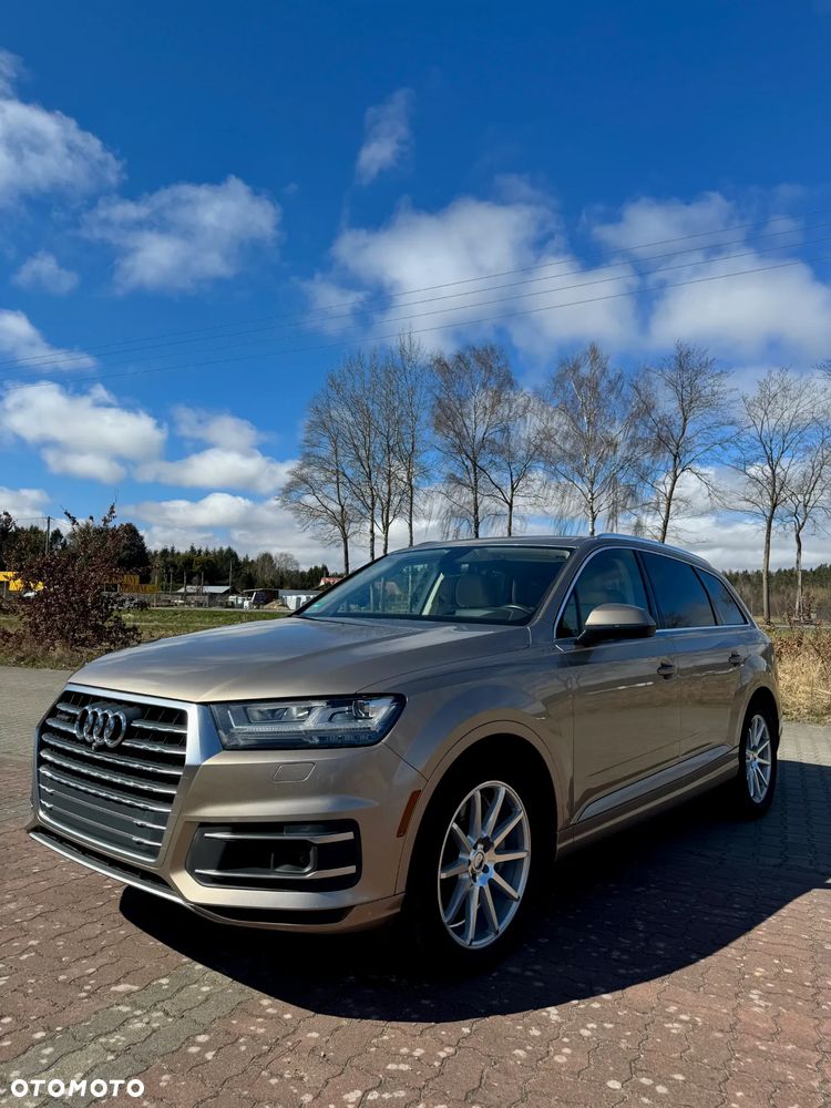 Audi Q7 - 4