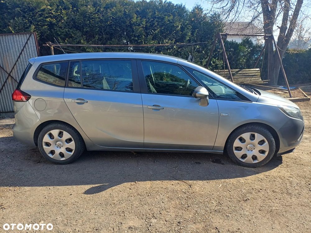 Opel Zafira 1.4 T Cosmo EcoFLEX S&S - 4