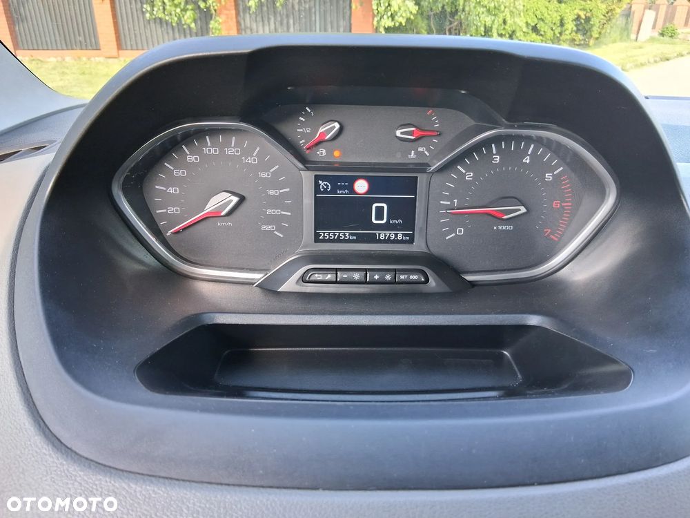 Peugeot Rifter Long 1.5 BlueHDI Allure - 18