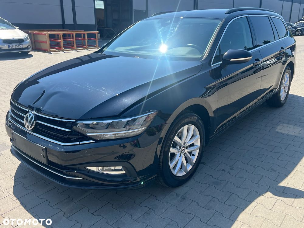 Volkswagen Passat 2.0 TDI SCR Business - 1