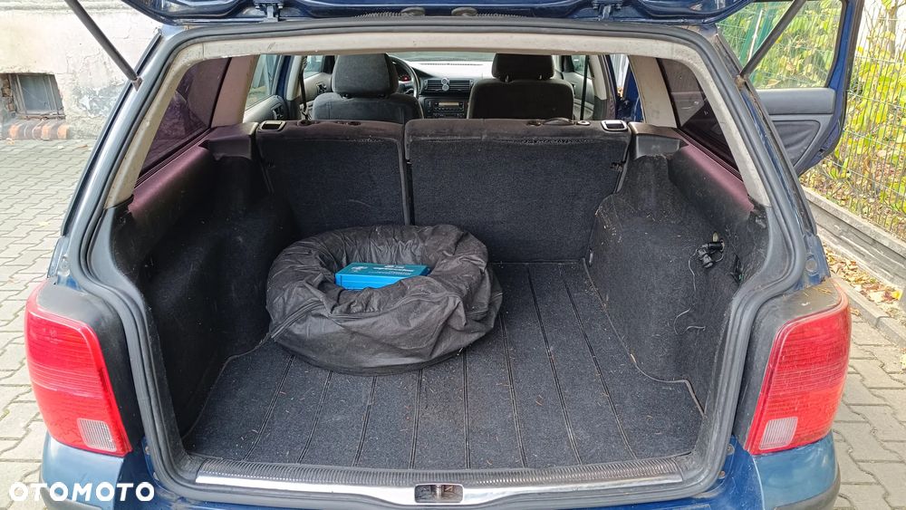 Volkswagen Passat 1.8 - 10