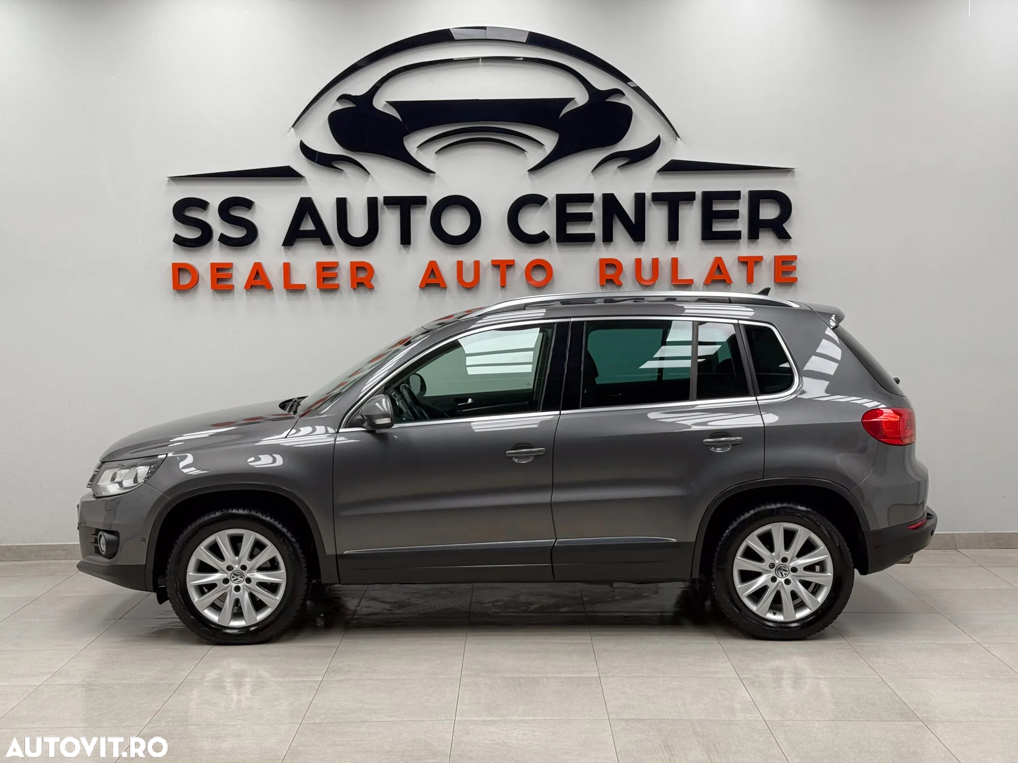 Volkswagen Tiguan 2.0 TDI 4Motion DSG Sport & Style - 10