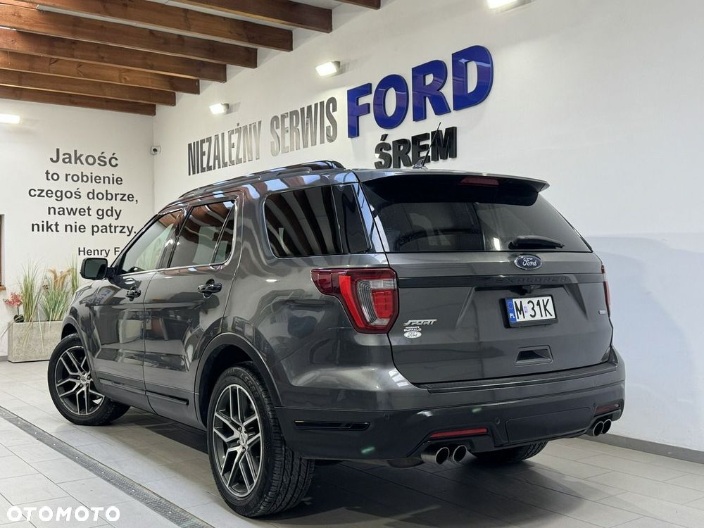 Ford Explorer - 14