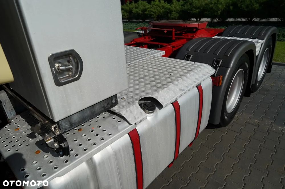 Scania R 580 / V8 / 6x4 / DMC: 95.000 KG / KLIMA POSTOJOWA / OPTICRUISE / 3 OSIOWY CIĄGNIK SIODŁOWY - 10