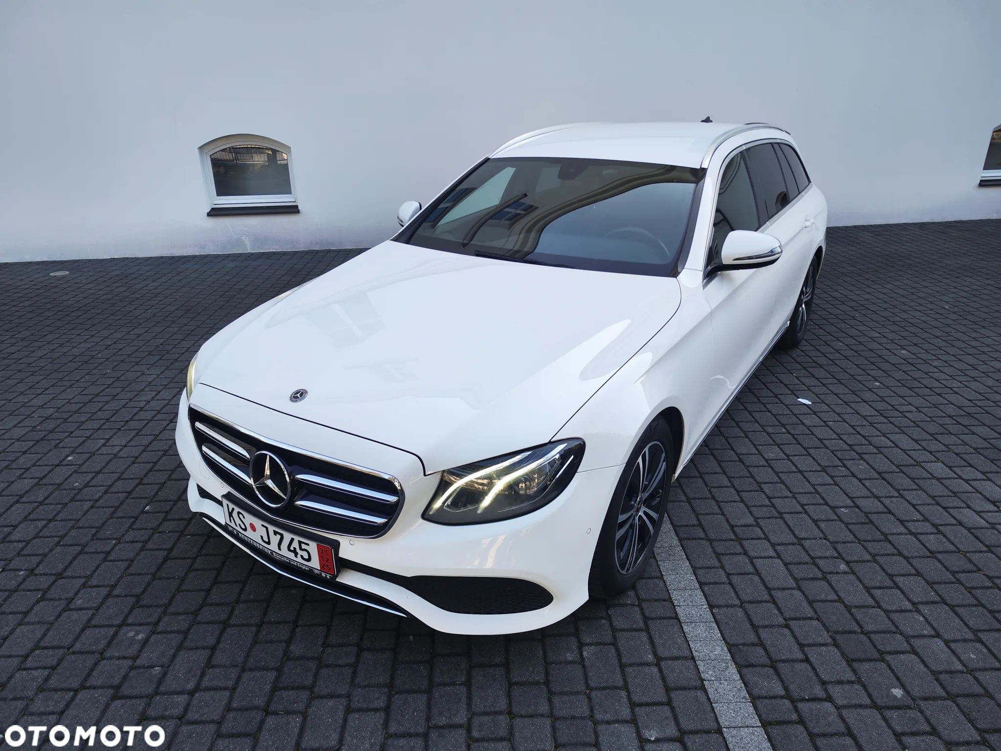 Mercedes-Benz Klasa E 220 d Avantgarde - 2