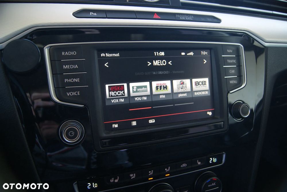 Volkswagen Passat 2.0 TDI (BlueMotion Technology) DSG Highline - 31