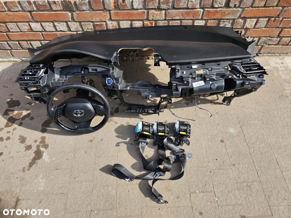 konsola airbag pasy komplet toyota chr i lift 2022 rok - 1