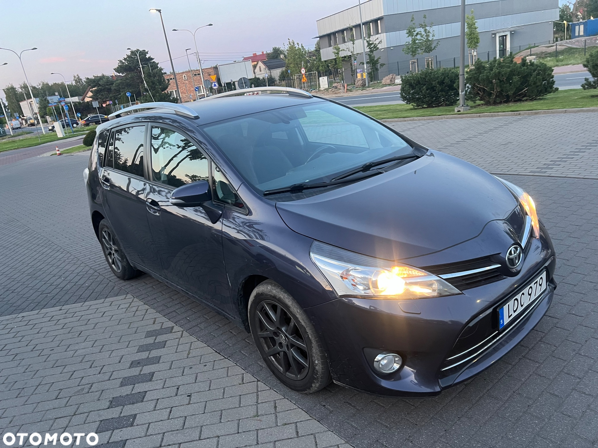 Toyota Verso 1.6 D-4D 5-Sitzer Start/Stop Executive - 3