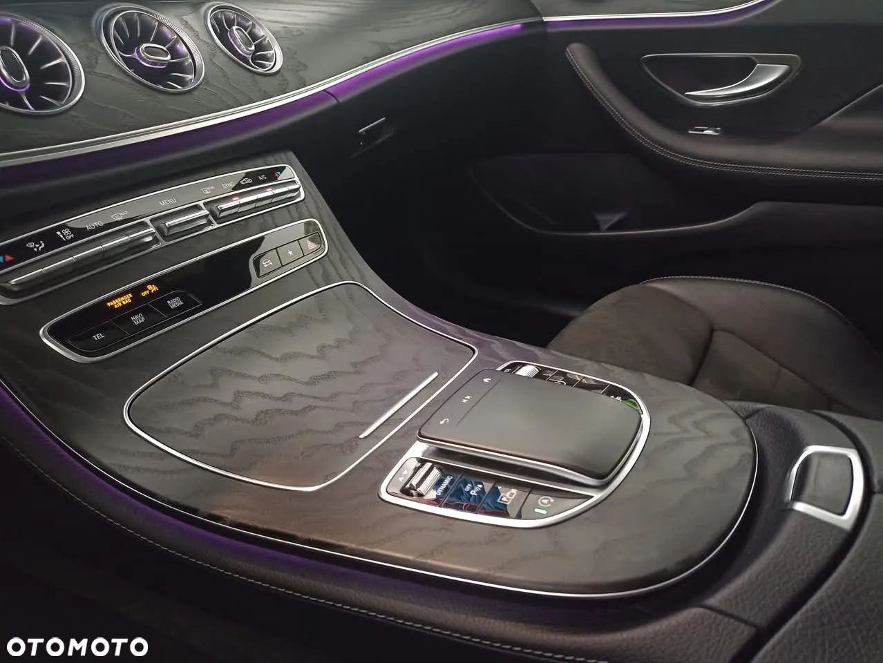 Mercedes-Benz Klasa E 220 d Coupe 4-Matic AMG - 7