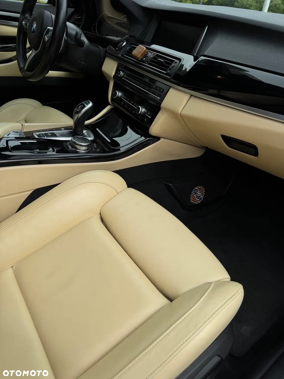 BMW Seria 5 535d xDrive - 21