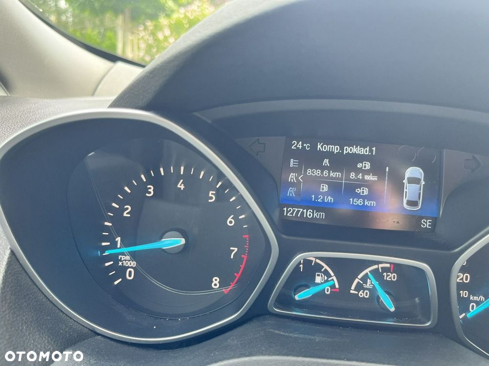 Ford Kuga 1.5 EcoBoost 2x4 ST-Line - 17