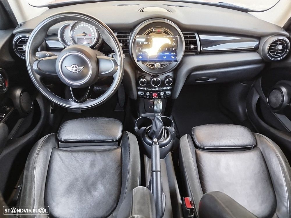 MINI 5 Portas One Auto - 5