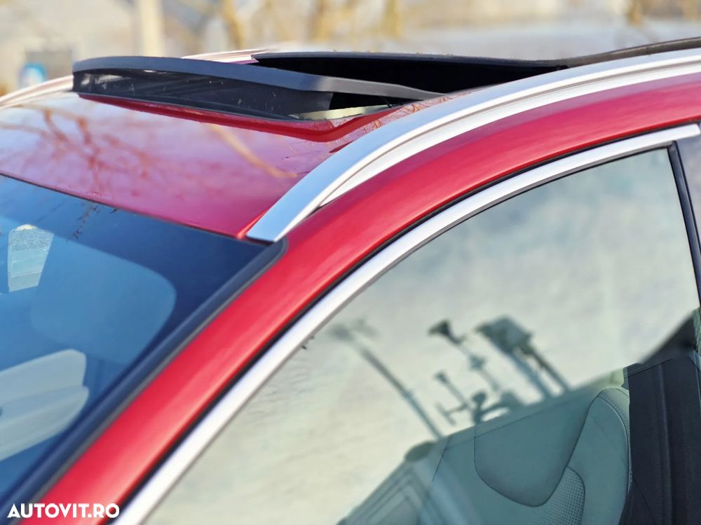 Volvo XC 60 T6 AWD Recharge Geartronic Inscription - 13