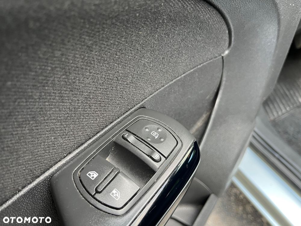 Opel Corsa - 15