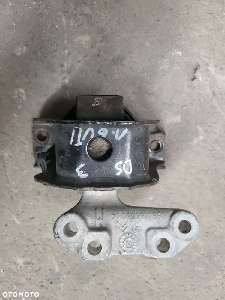 Łapa poduszka silnika 1.6 VTI Citroen DS 3 - 1