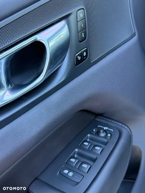 Volvo XC 60 - 16