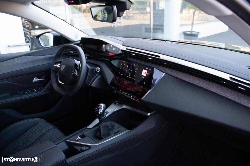 Peugeot 308 1.2 PureTech Allure - 24