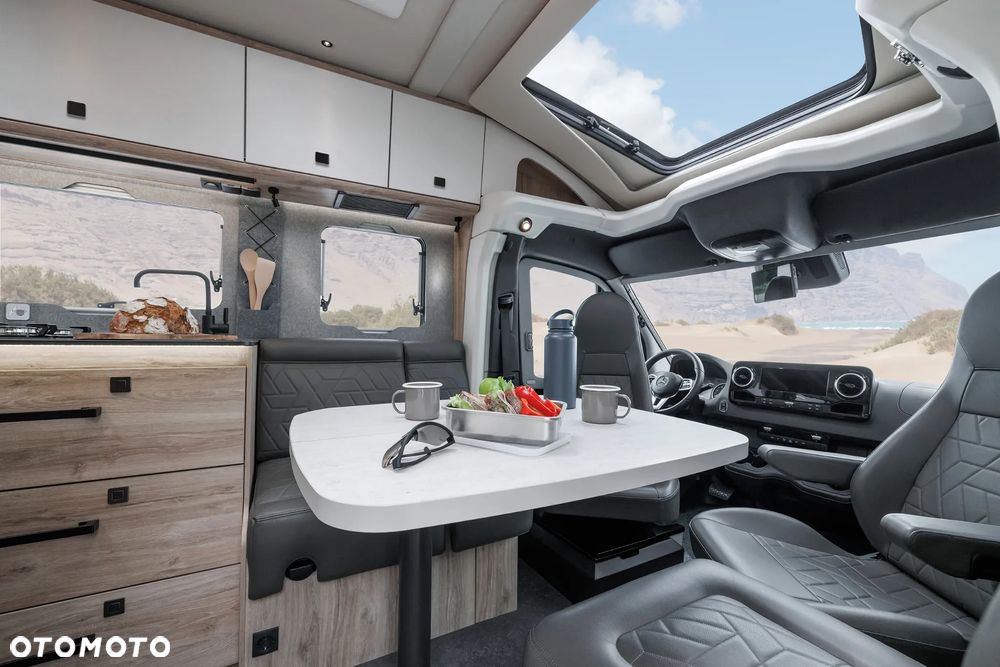 Eura Mobil Xtura 686 EF - 24